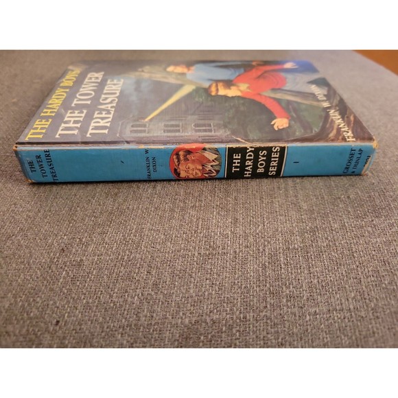 1959 The Tower Treasure by Franklin W. Dixon: The Hardy Boys - Picture 3 of 12